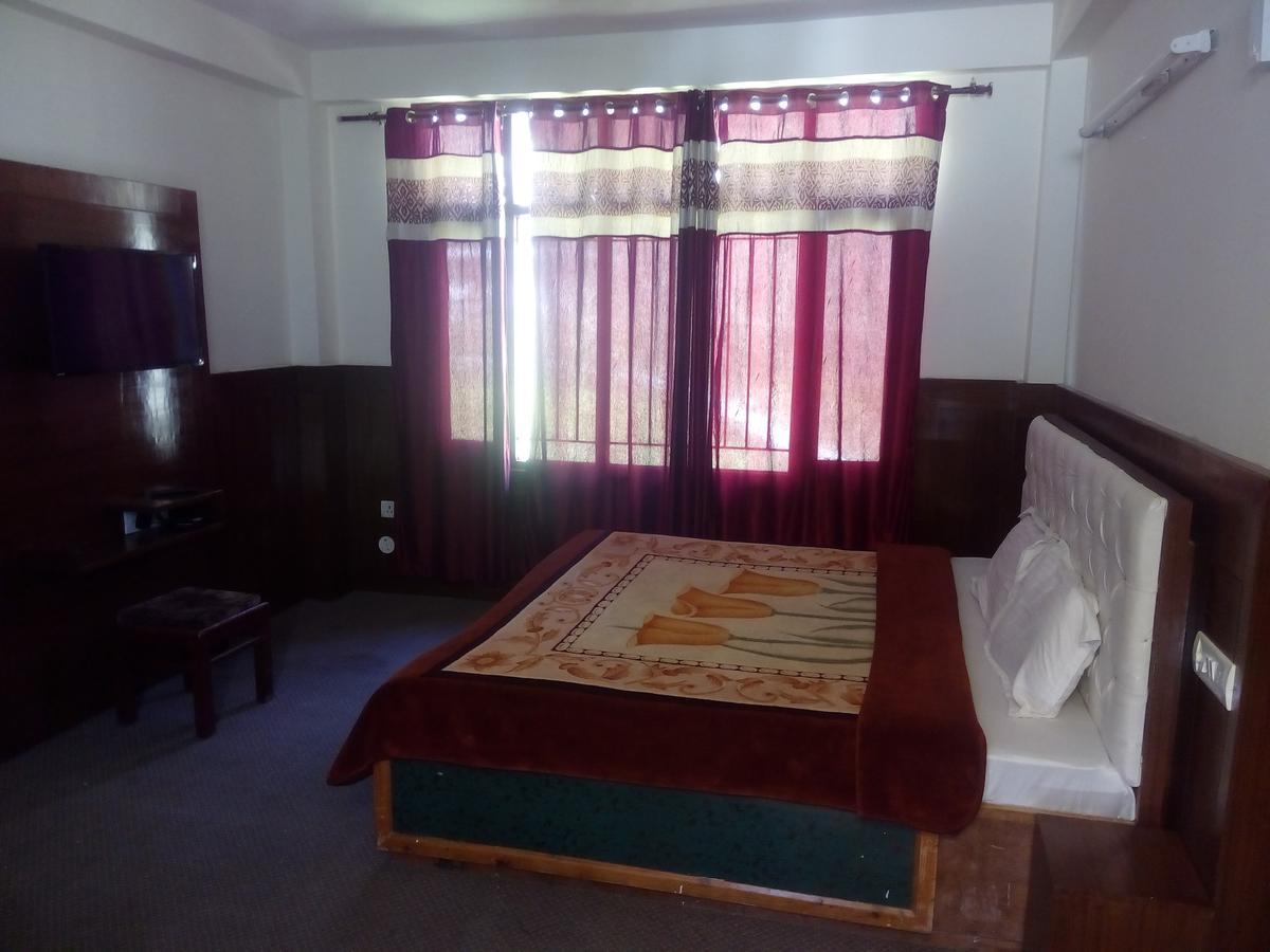 Gautam Hotel & Cottage Manāli Eksteriør bilde